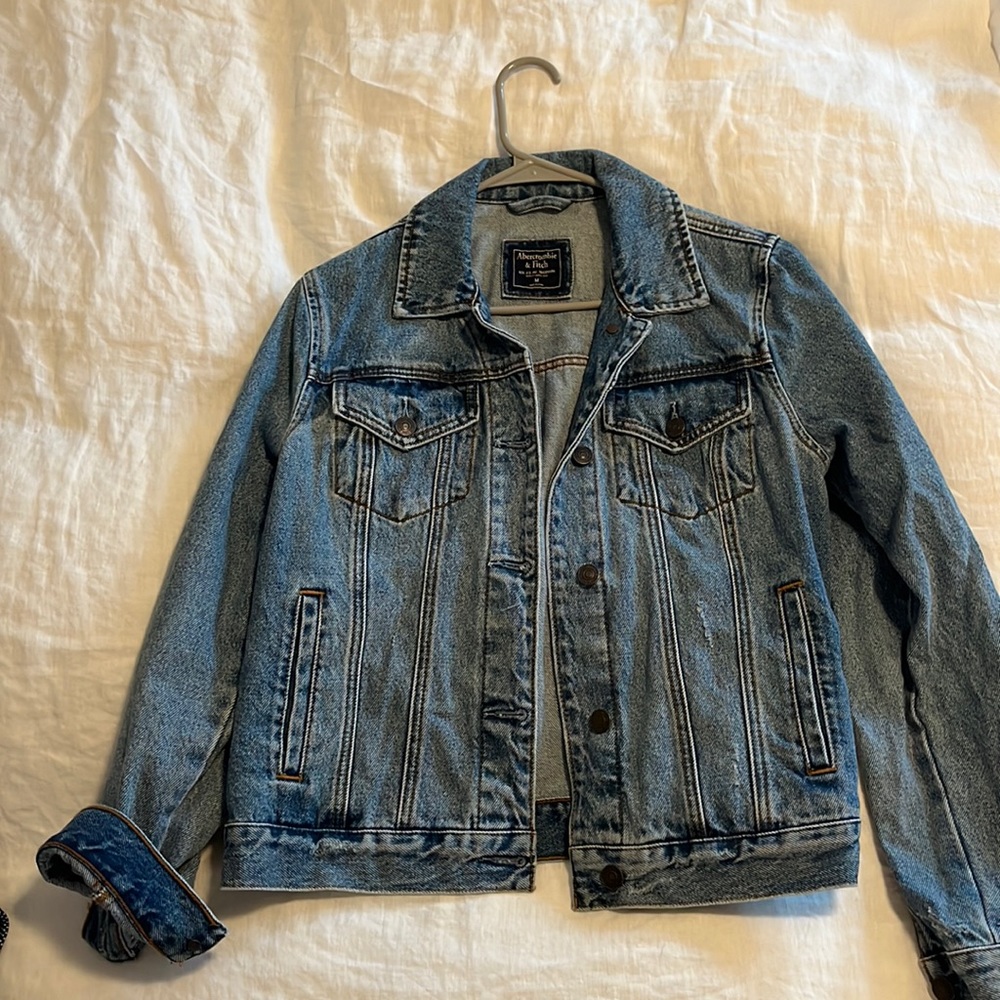 A&F Denim Jacket - Women’s M